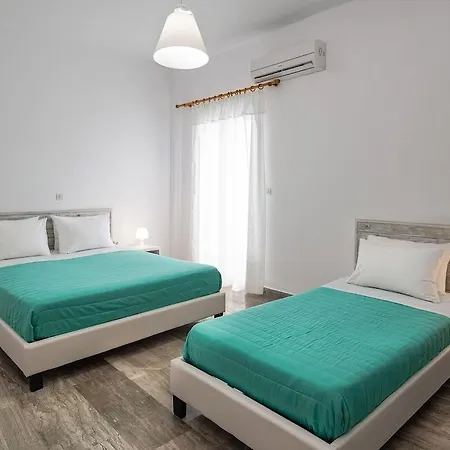 Kavallaris & Vothonas (Santorini)